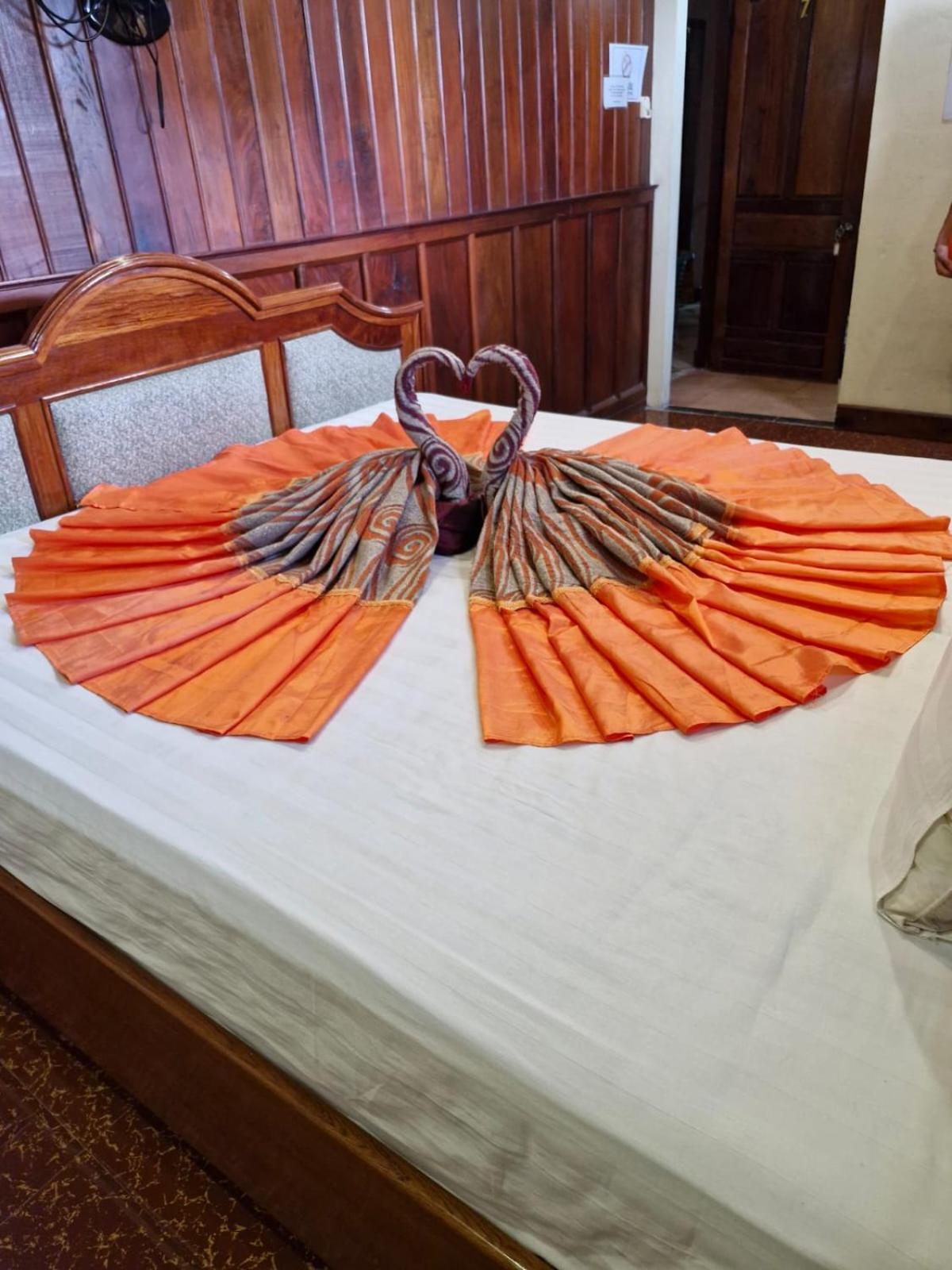 Hotel Sakura Wood House Luang Prabang Esterno foto