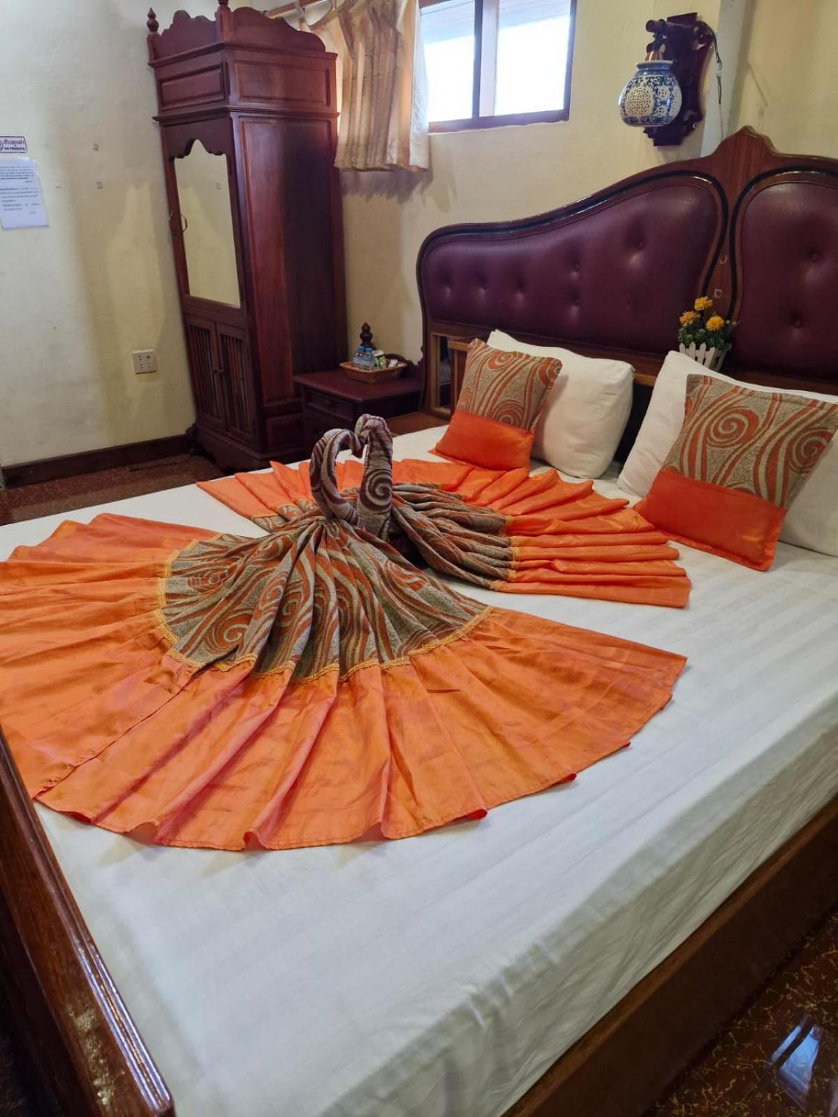 Hotel Sakura Wood House Luang Prabang Esterno foto