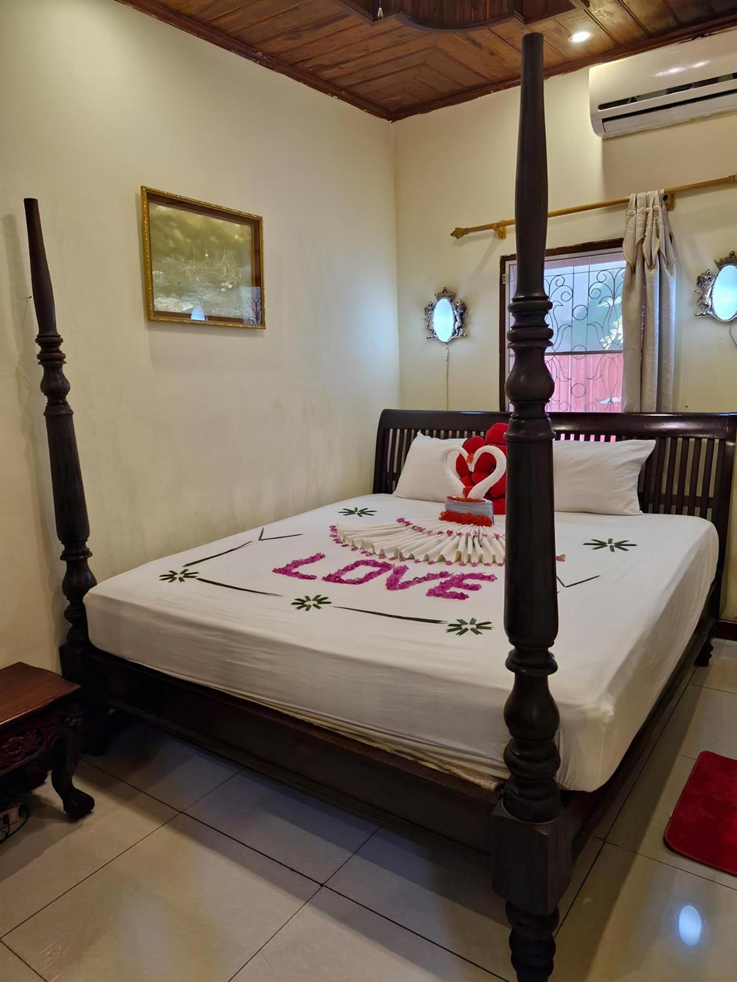 Hotel Sakura Wood House Luang Prabang Esterno foto