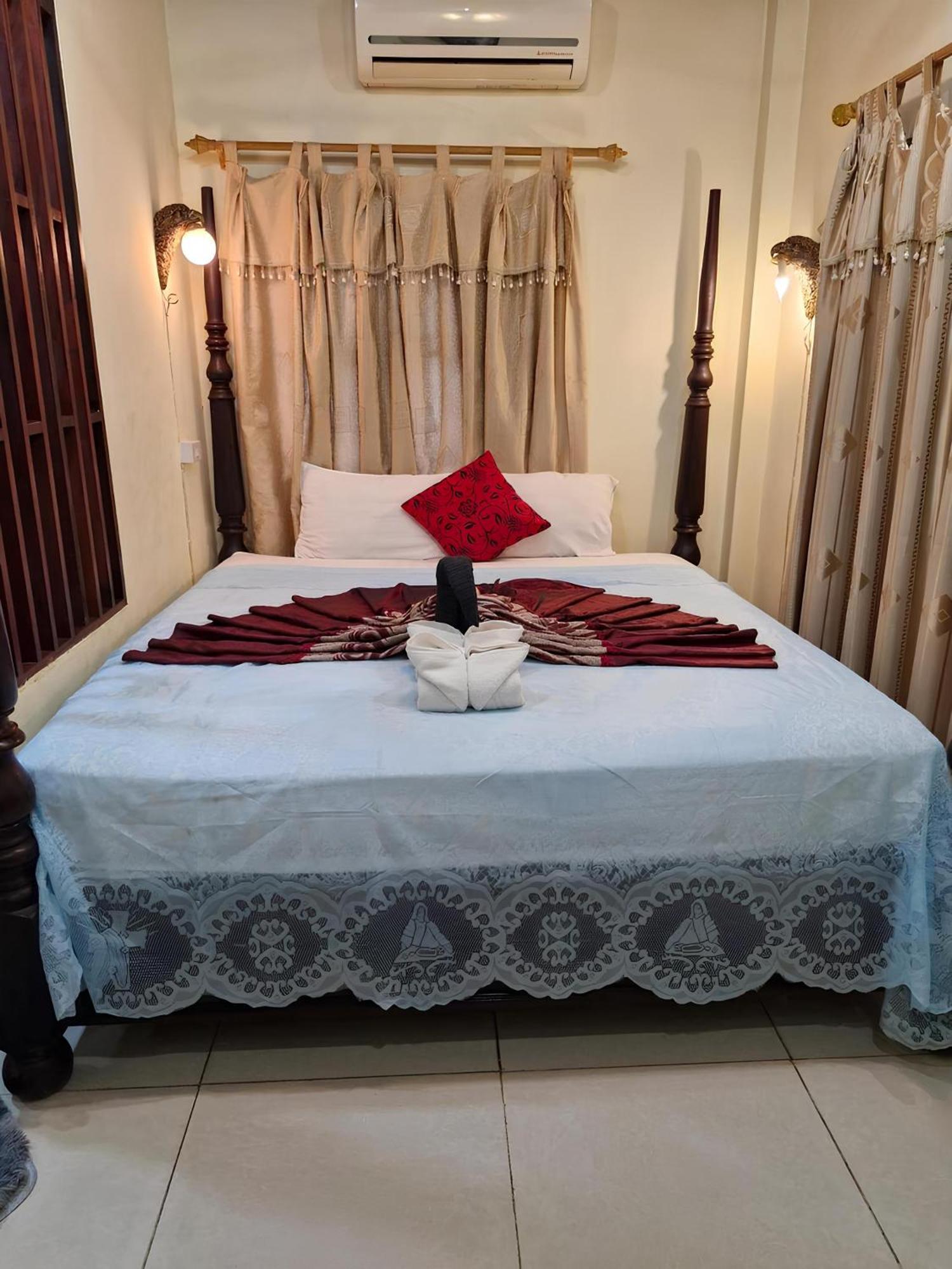 Hotel Sakura Wood House Luang Prabang Esterno foto