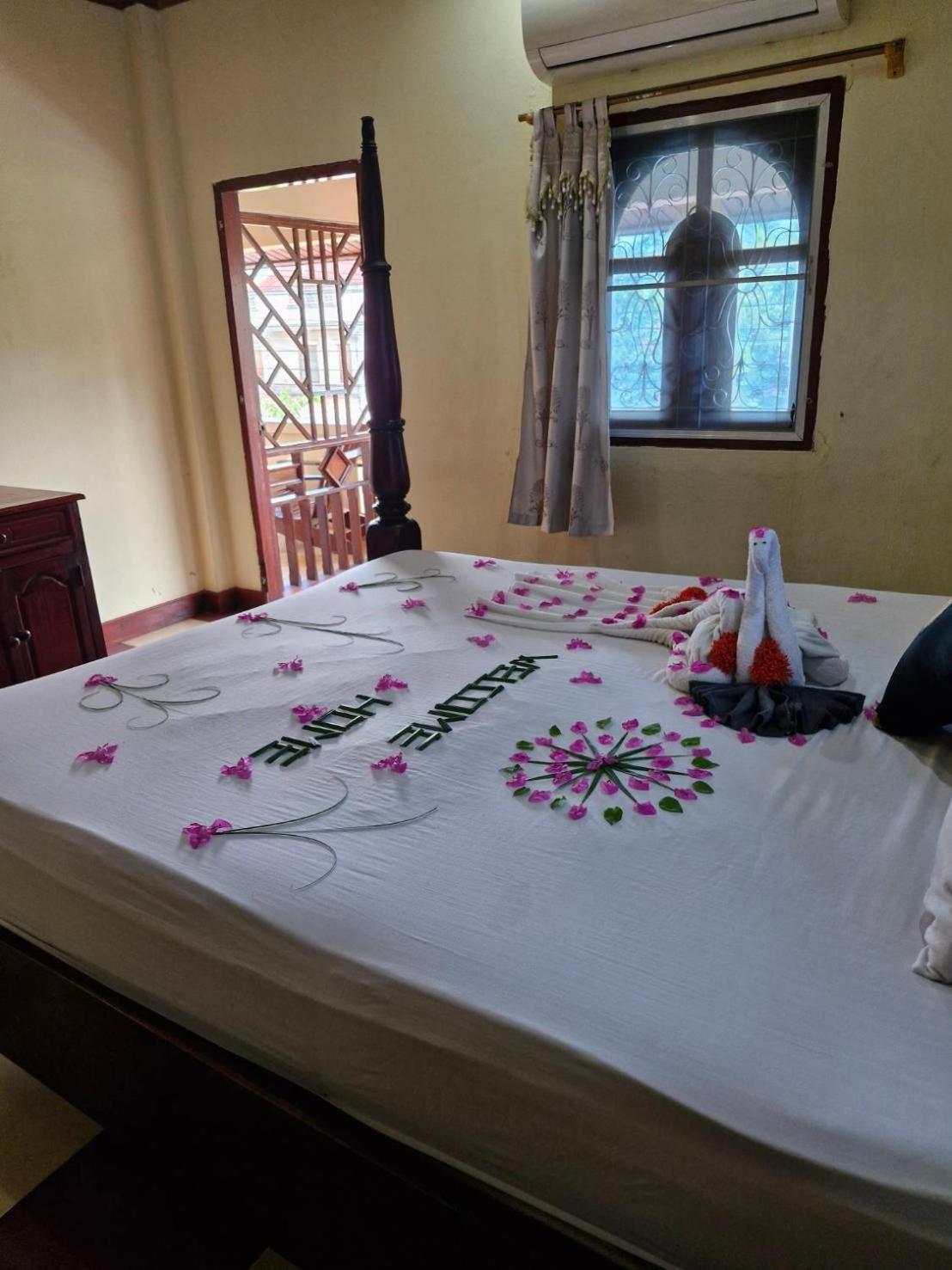 Hotel Sakura Wood House Luang Prabang Esterno foto