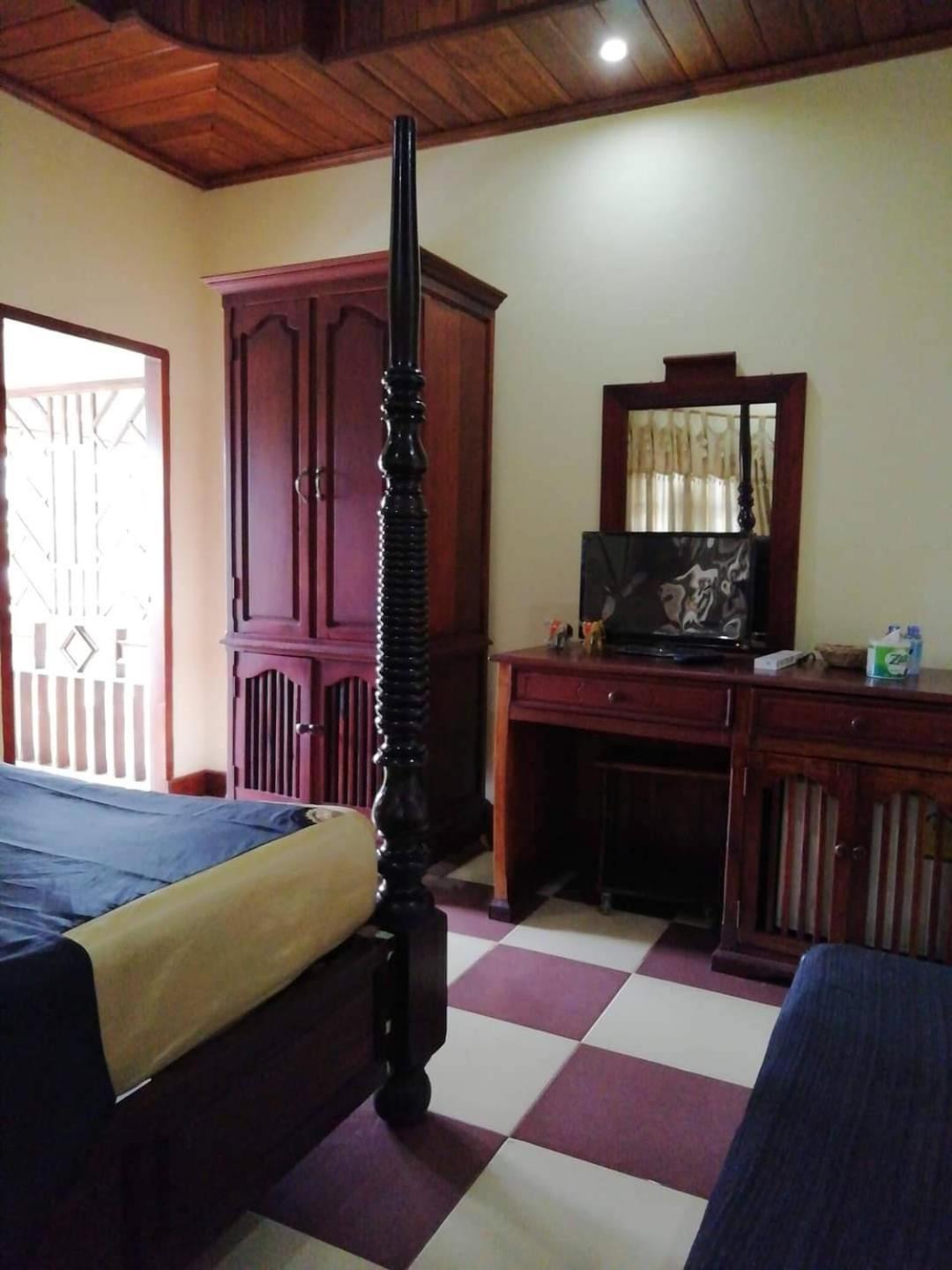 Hotel Sakura Wood House Luang Prabang Esterno foto